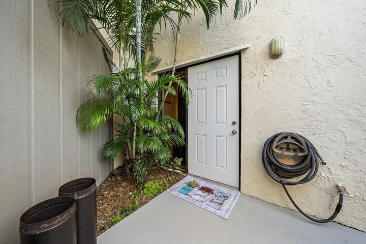 009-1605SUSHighway1SL5A-Jupiter-FL-SMALL