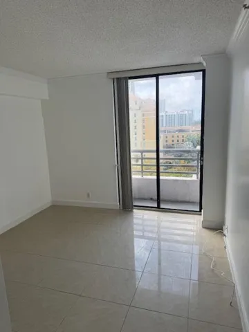 PC 1114 Guestroom