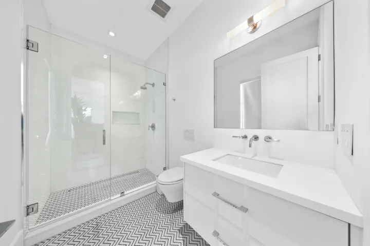 BATHROOM #2