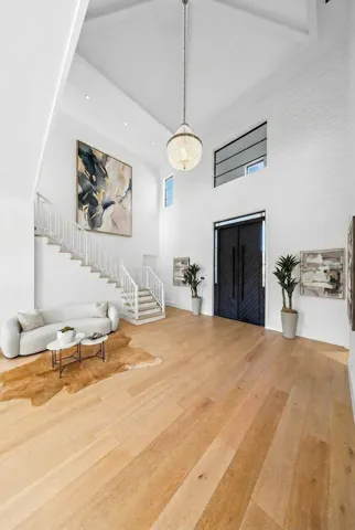 ENTRY FOYER