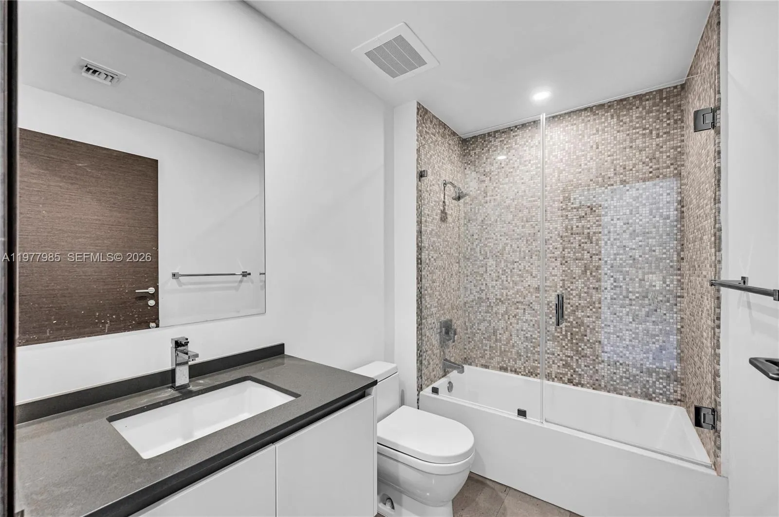 Property photo 289
