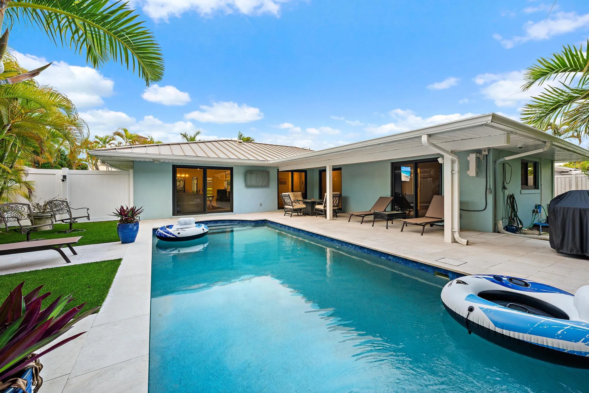 Pool & Back Exterior