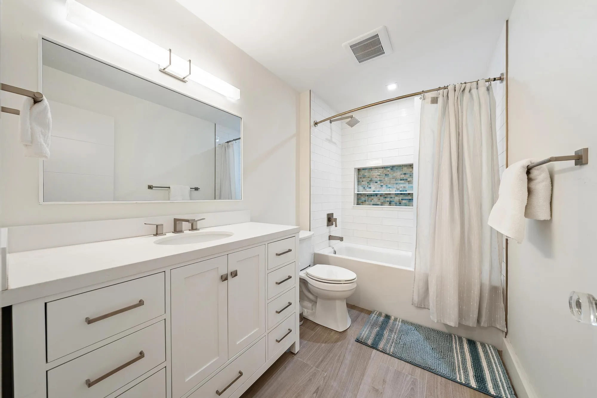 Full Bath