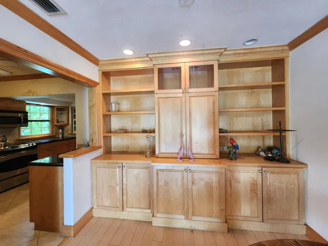deal cabinet new