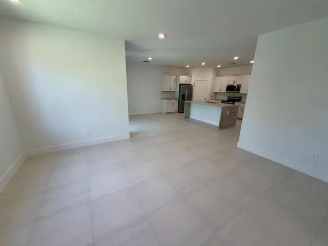 Lot 8 great room2