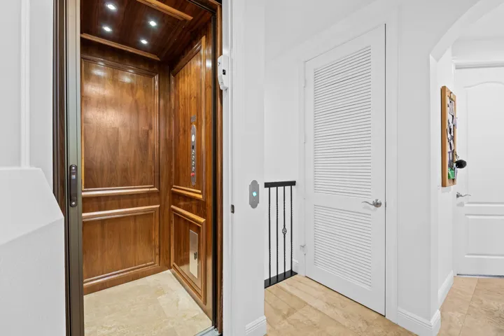 Elevator