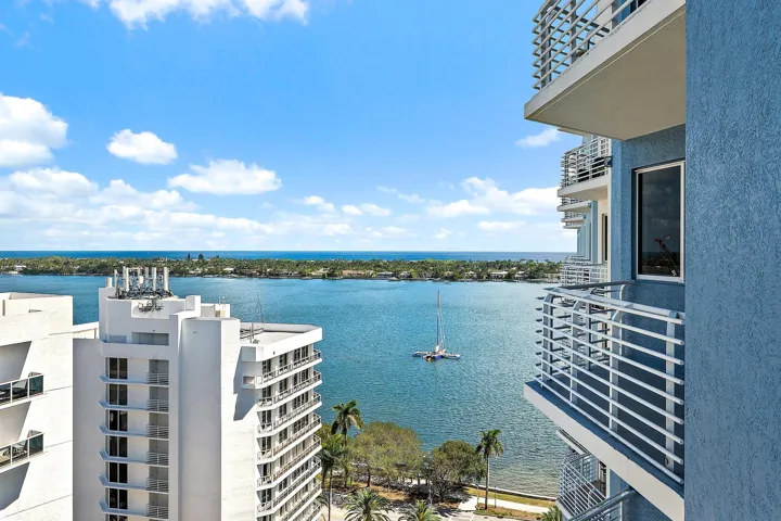 1515 N Flagler Dr ph l7-16