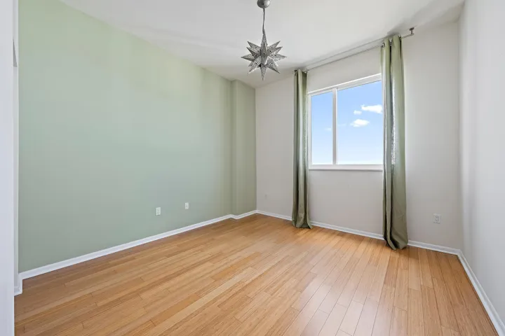 1515 N Flagler Dr ph l7-1
