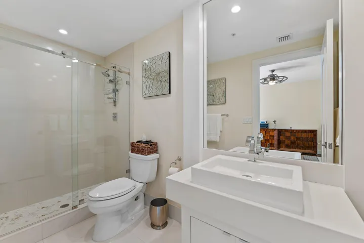 BR 2 Bathroom