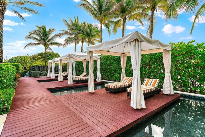 South Cabanas