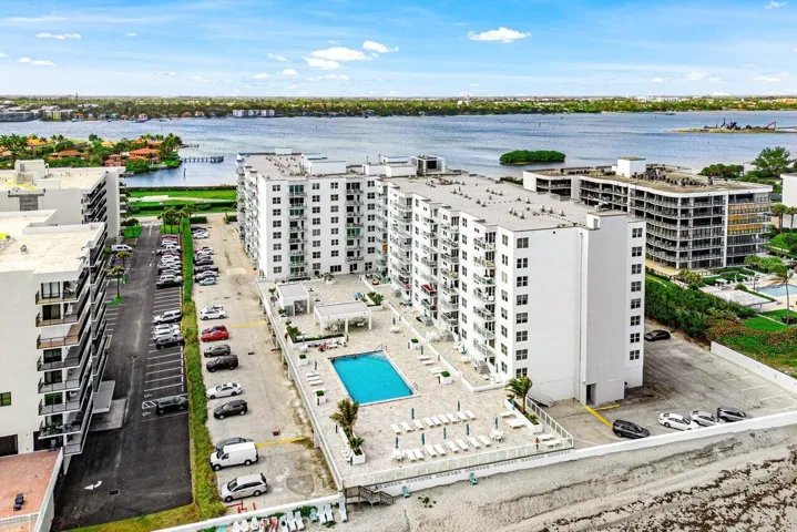 053-3450SouthOceanBoulevard-501-PalmBeac