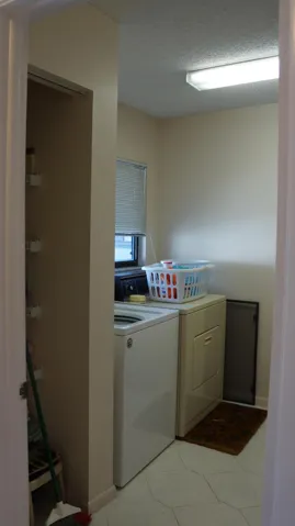 Living/Dining room 2