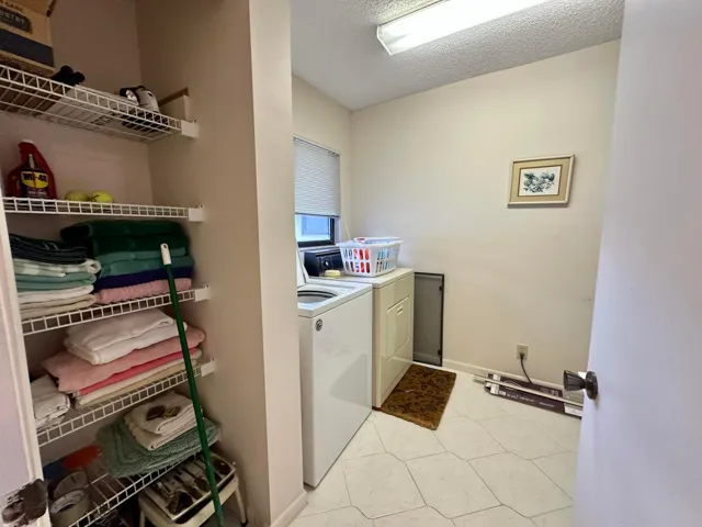 Laundry/Office