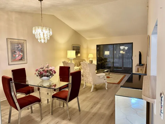Living/Dining room1