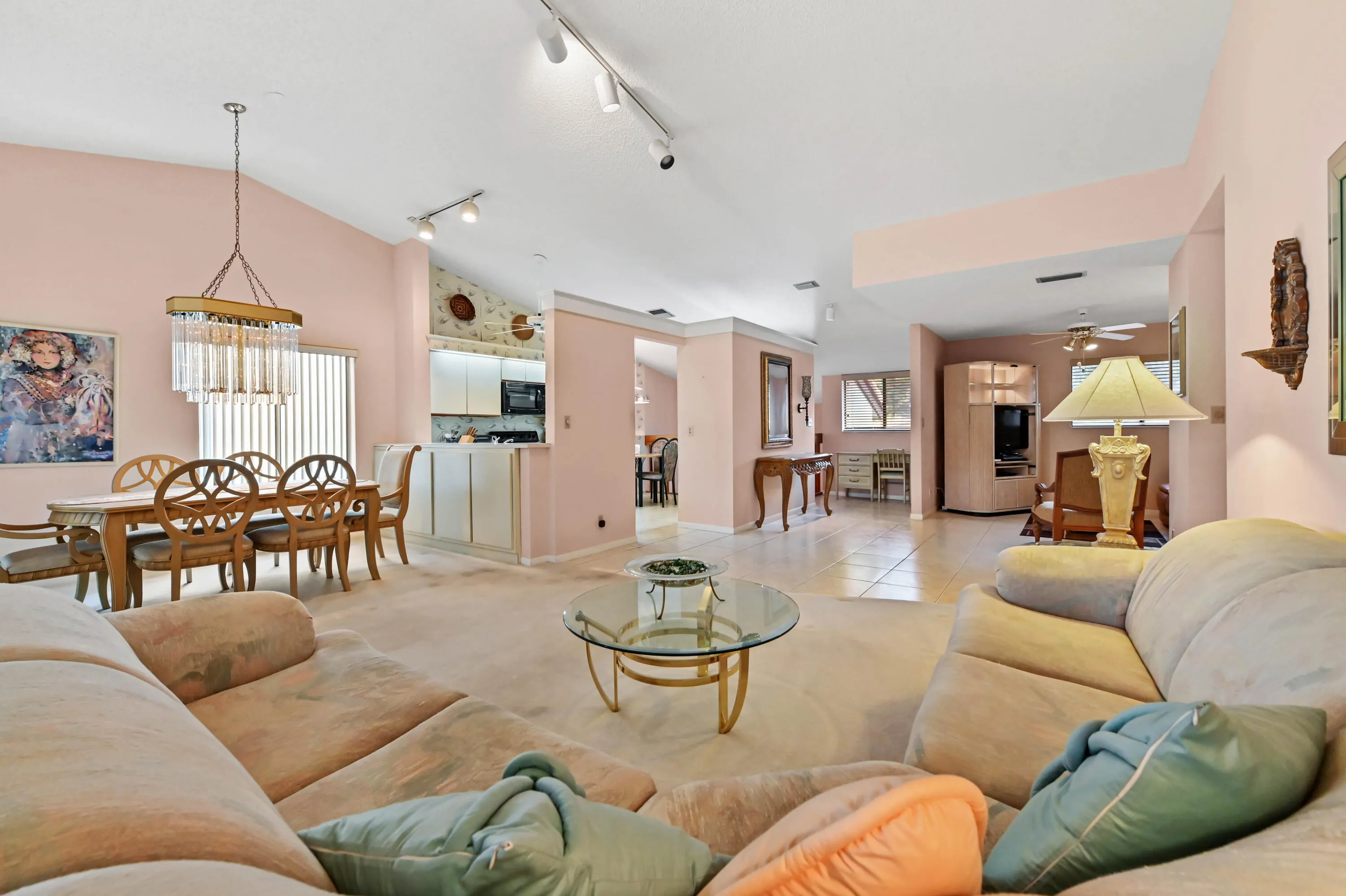 12 Living room 03