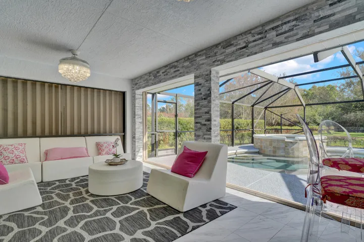 Gorgeous Screened in Lanai with Custom Walls & Floors