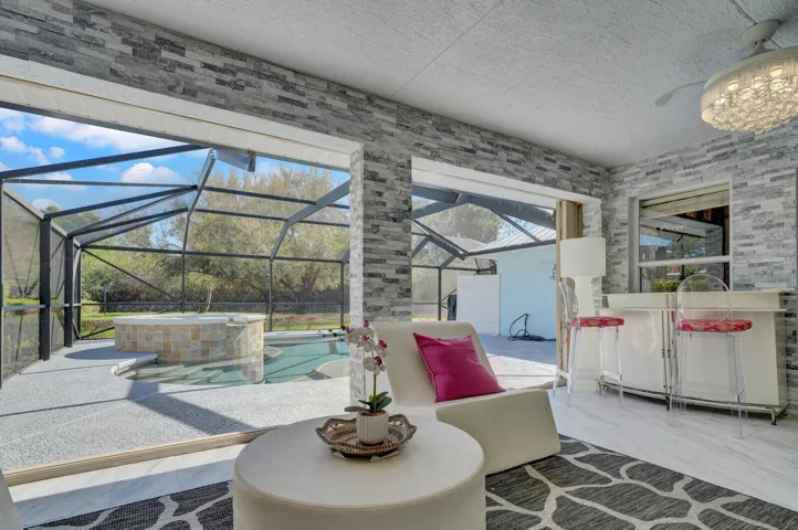 Gorgeous Screened in Lanai with Custom Walls & Floors