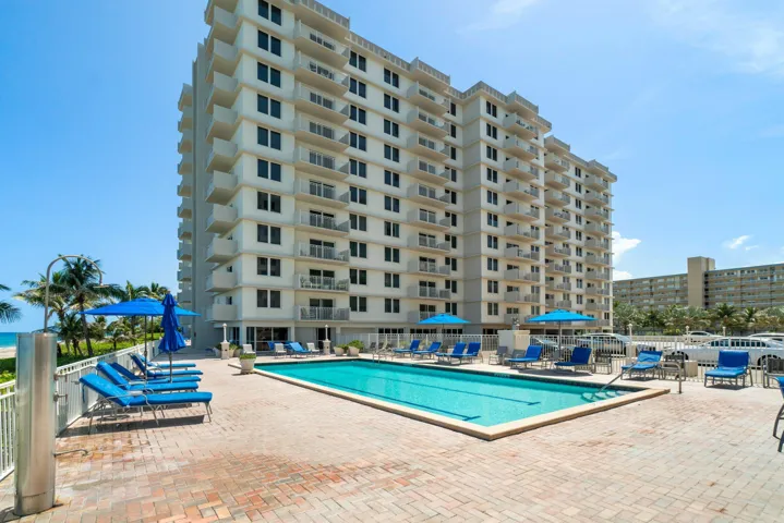 061-3301SouthOceanBoulevard-207-Highland