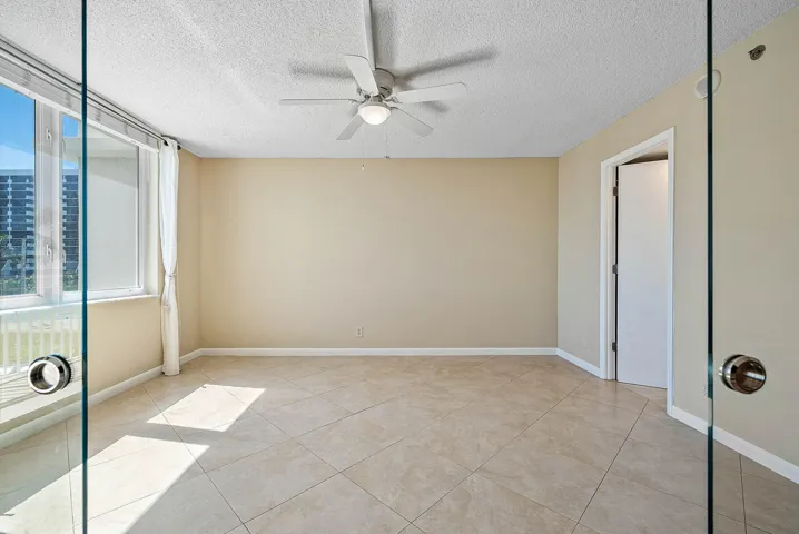 011-3301SouthOceanBoulevard-207-Highland