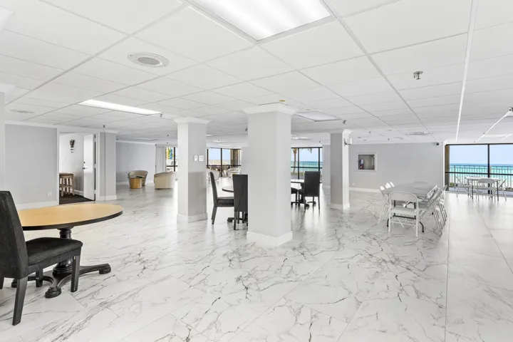 050-3301SouthOceanBoulevard-207-Highland