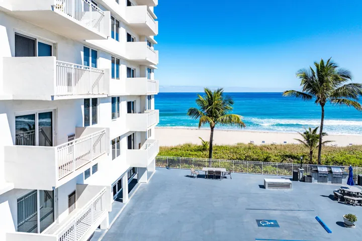 047-3301SouthOceanBoulevard-207-Highland