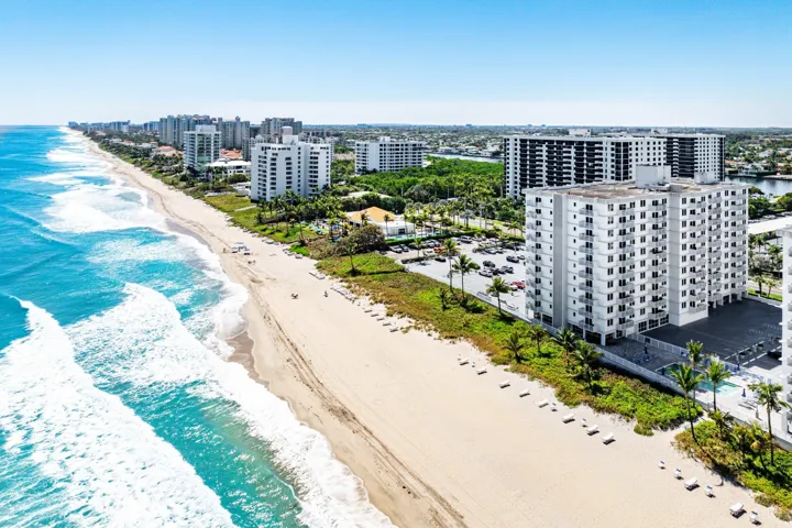 039-3301SouthOceanBoulevard-207-Highland