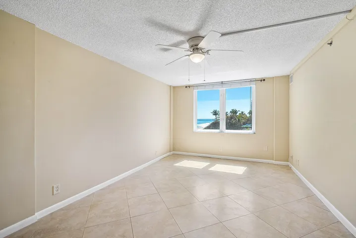 007-3301SouthOceanBoulevard-207-Highland