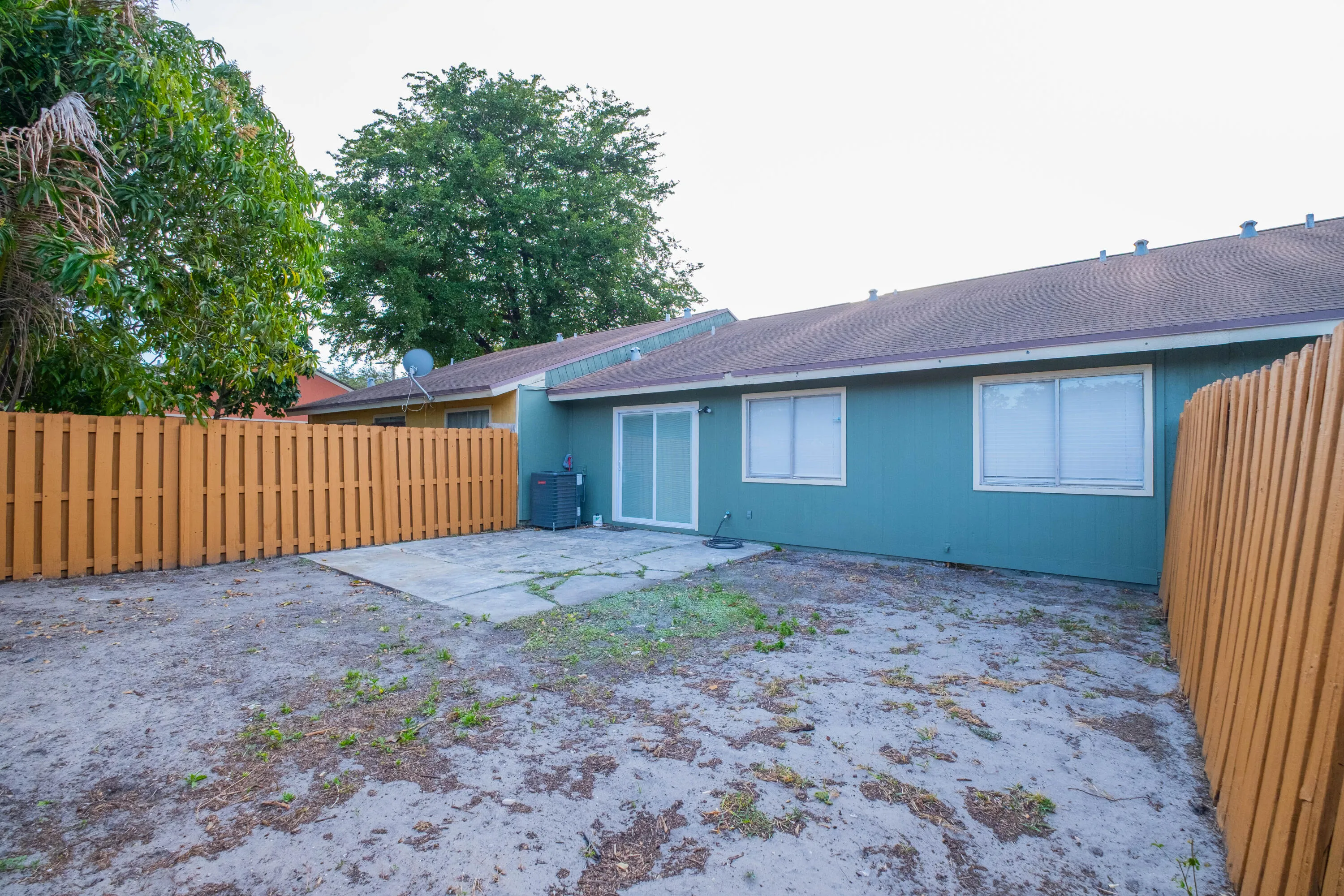 4763 ORLEANS_GARDEN 4