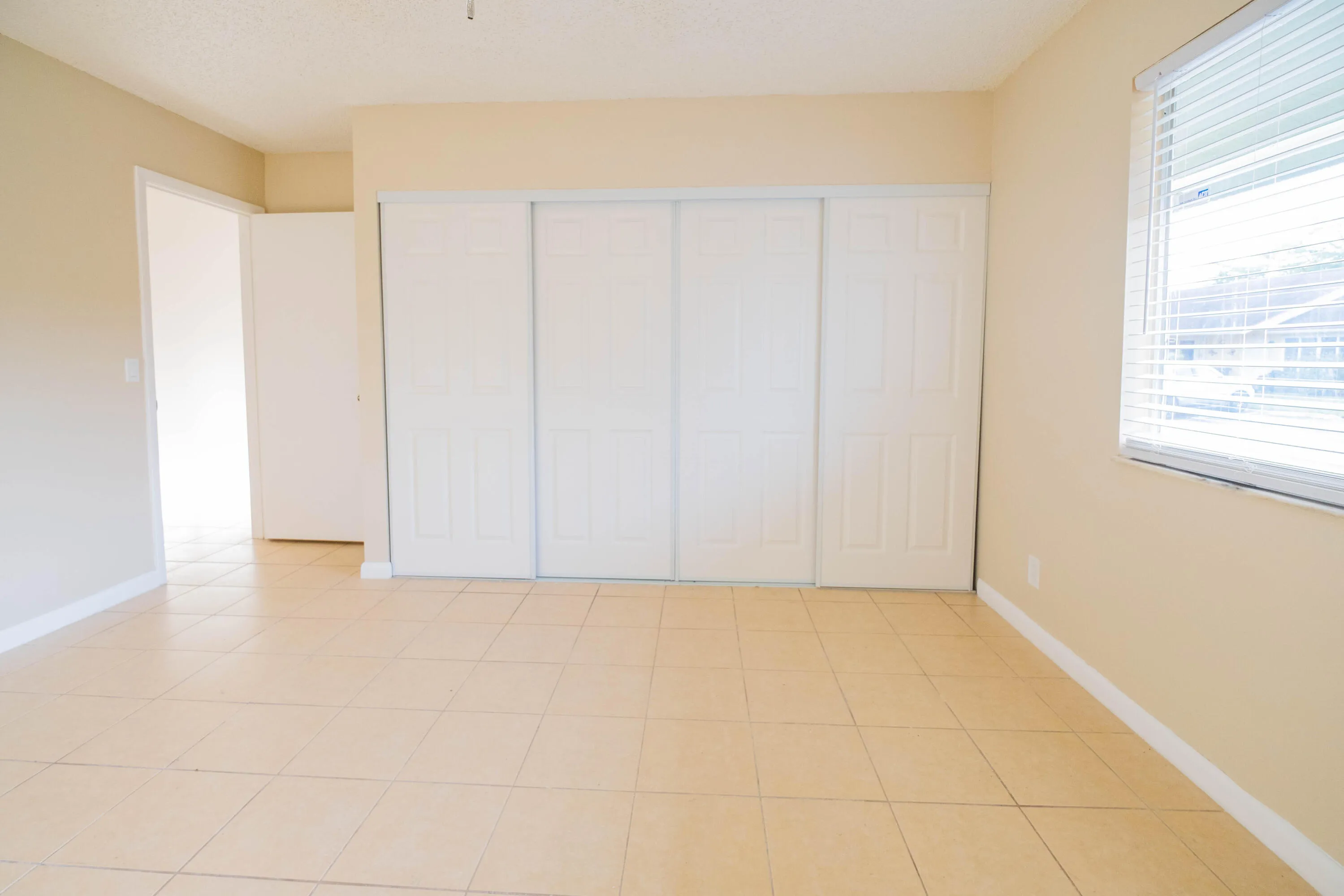4763 ORLEANS_MASTER BEDROOM 2