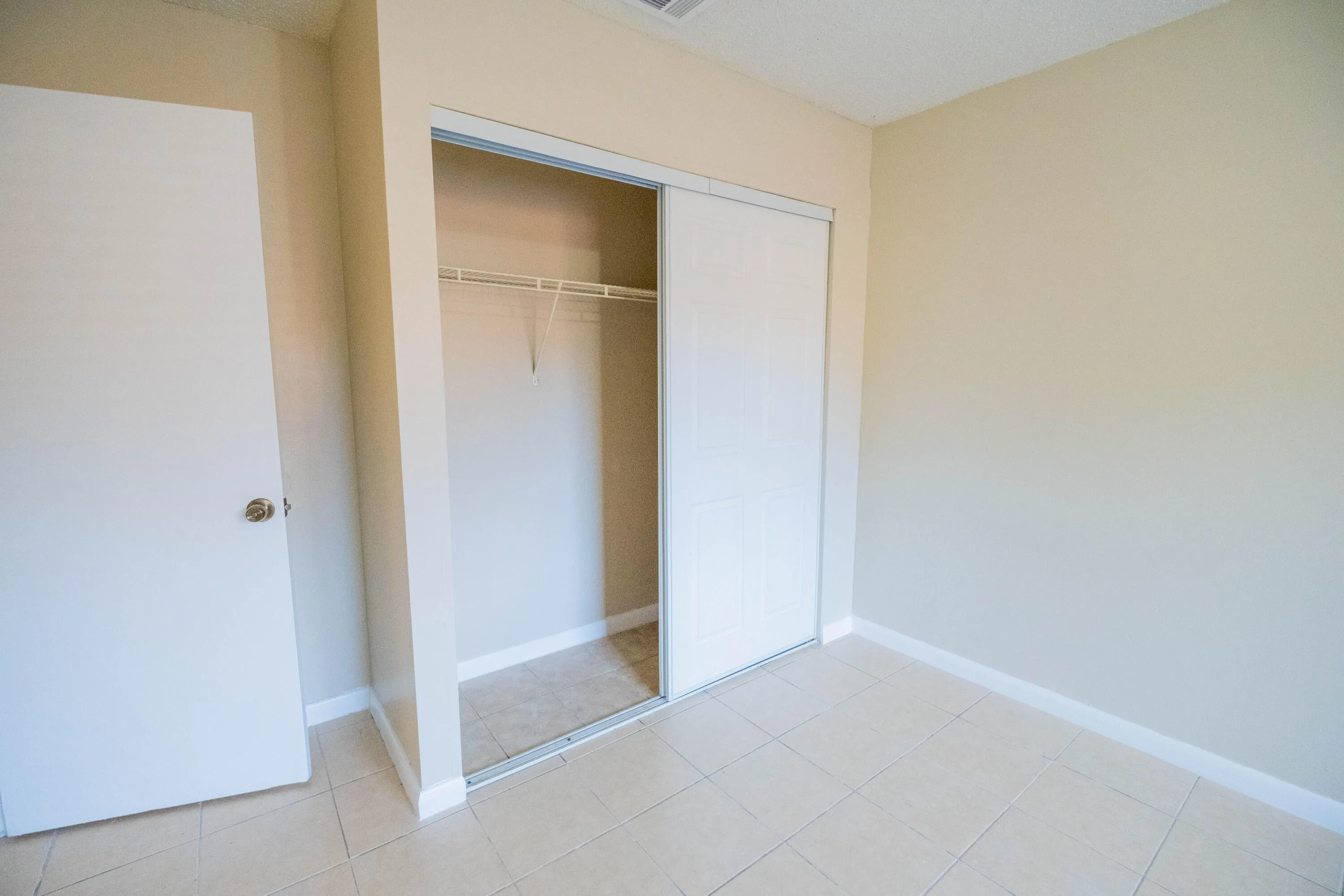 4763 ORLEANS_ 2ND BEDROOM