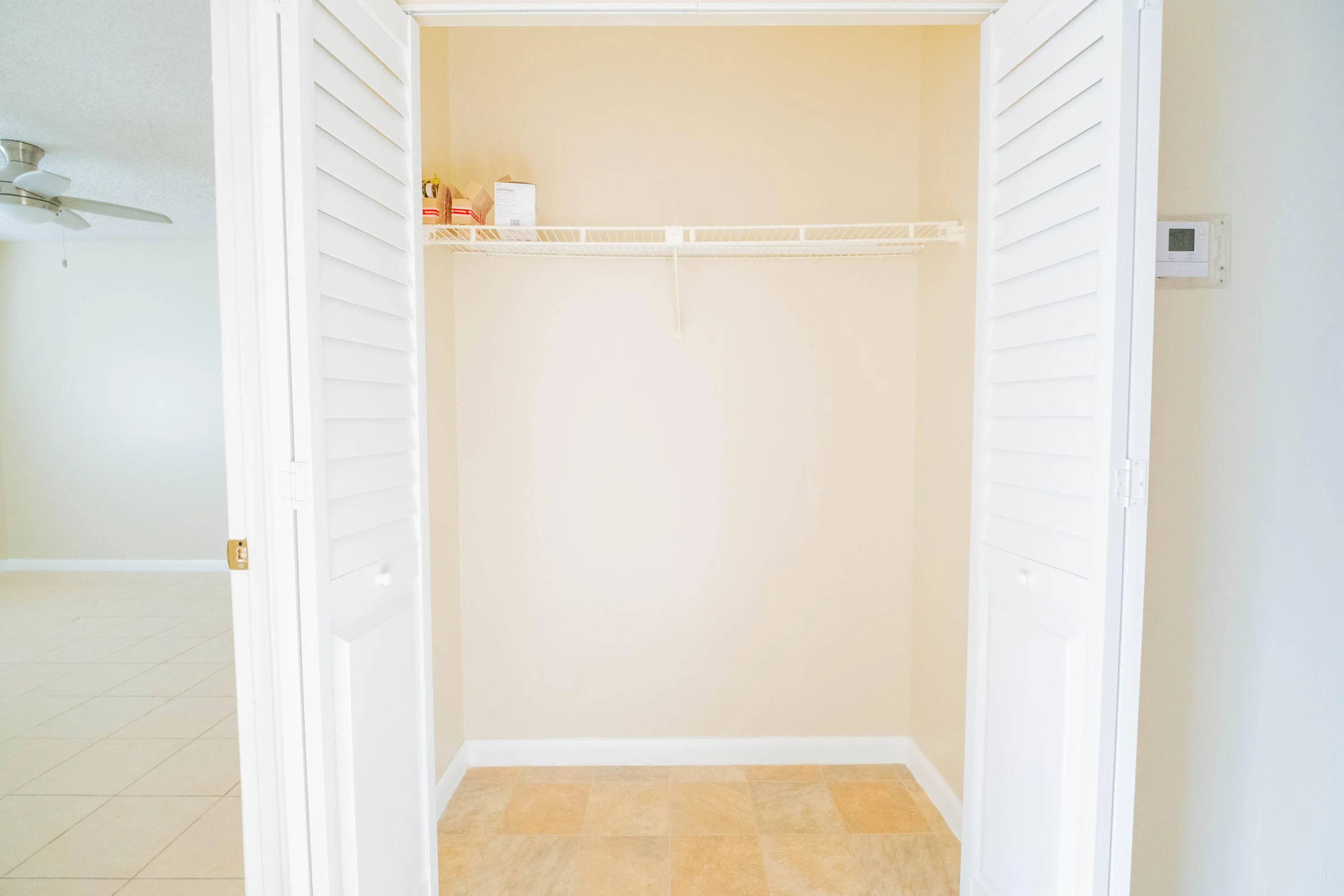 4763 ORLEANS_HALLWAY STORAGE1