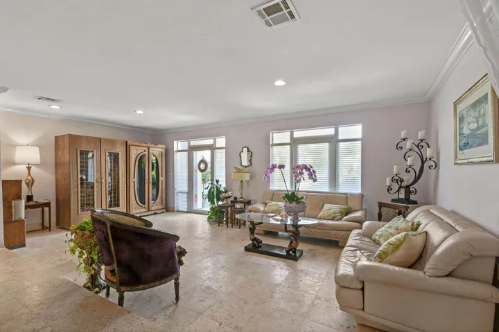 12831InshoreDr(11)