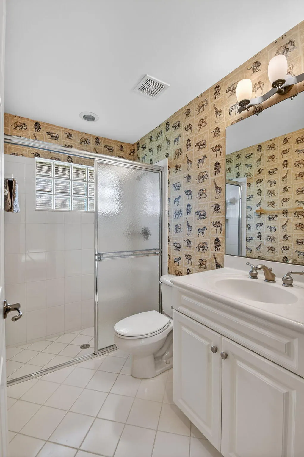 2nd bathroom