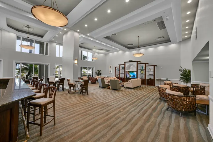 PARTY ROOM
