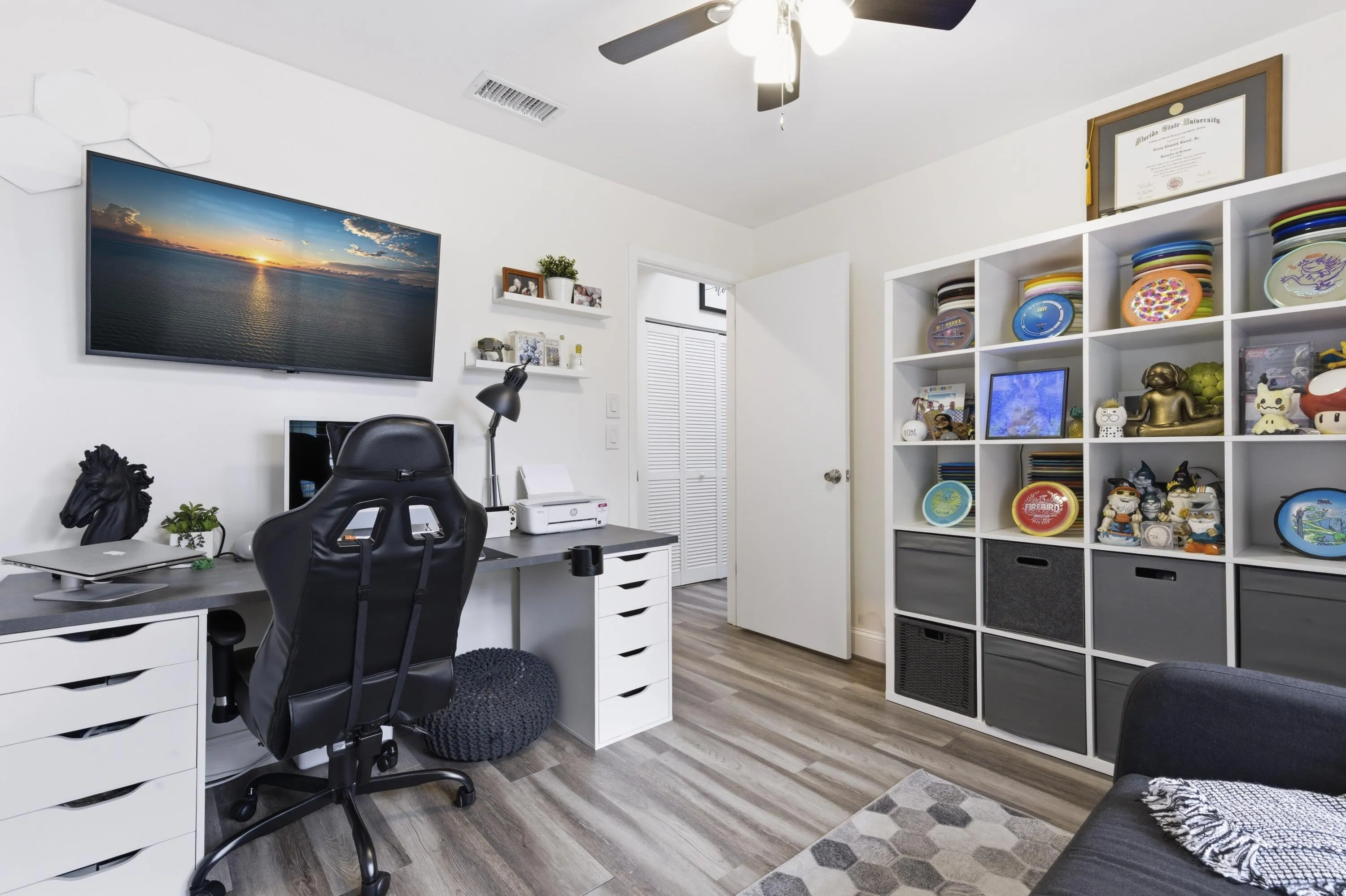 Den/Office/Third Bedroom