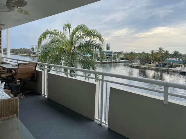 oversized balcony with sunset views