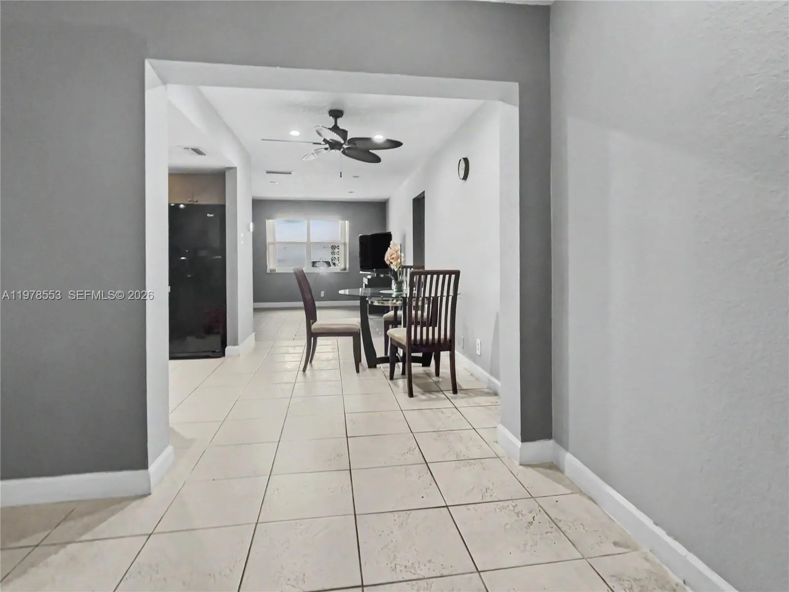 DINING AREA SEPARATE FROM FLORIDA ROOM
