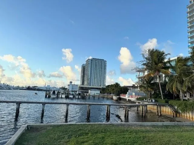 SEAWALL SOUTH VIEWS