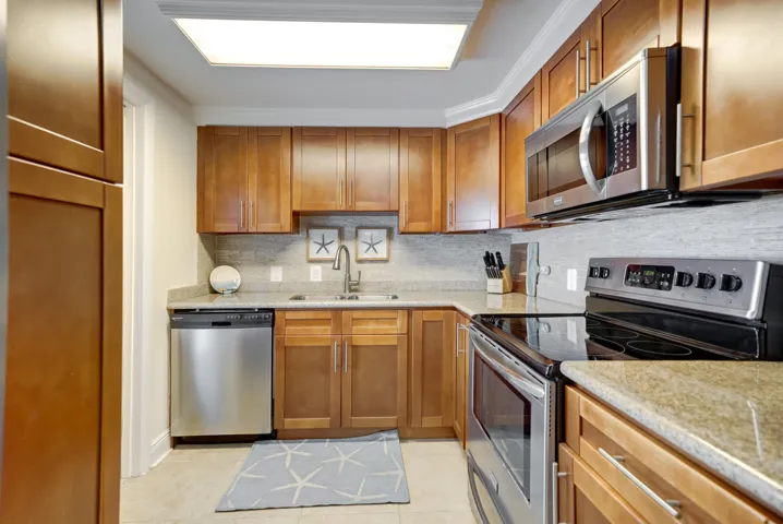 15-225 S Beach Road Unit 503-15