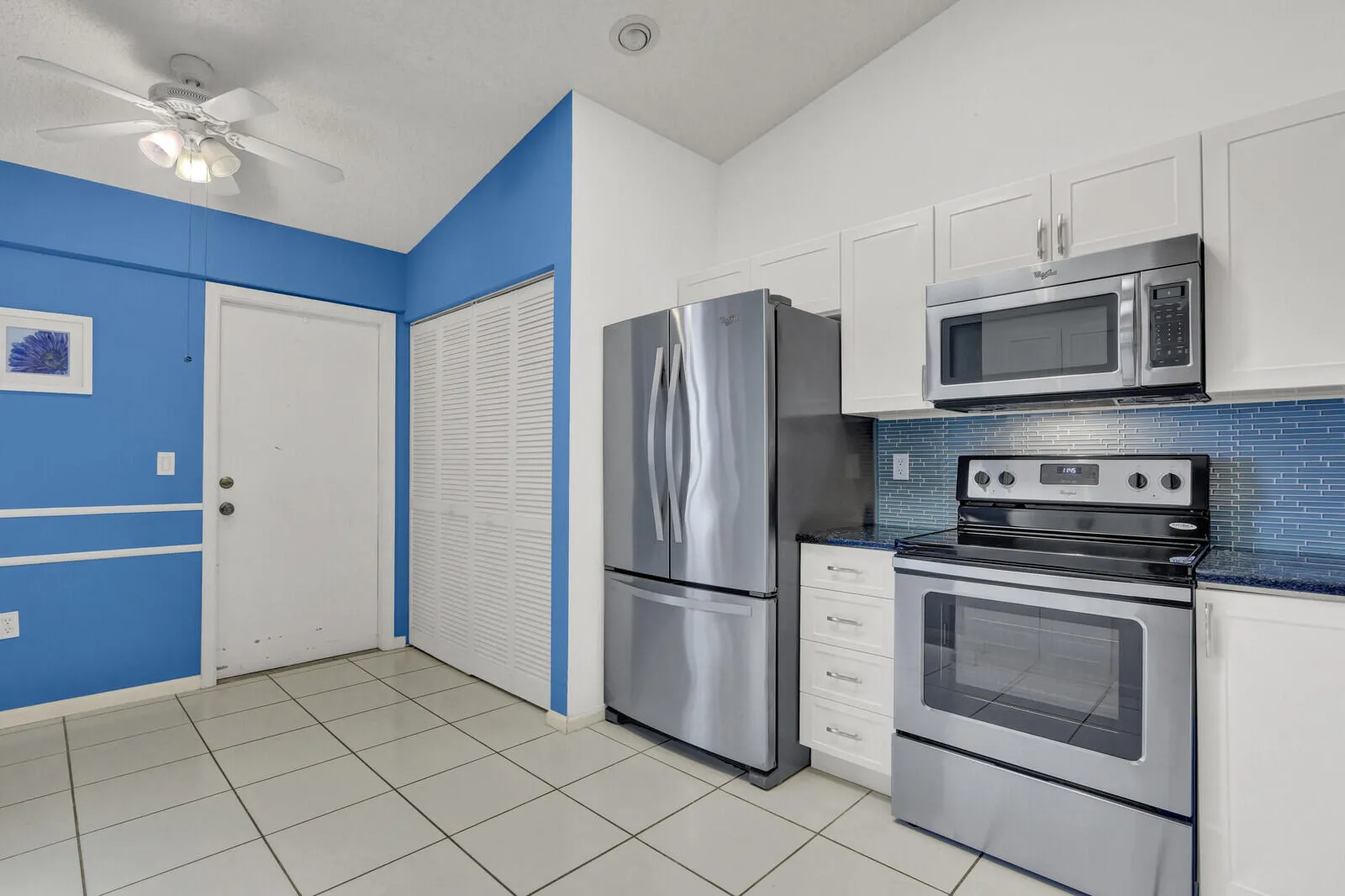 KItchen/Garage Door