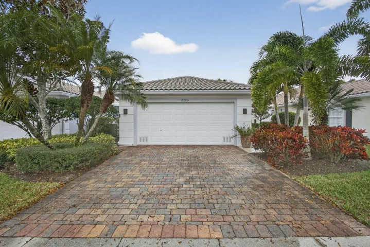 8269 Saint Johns Ct