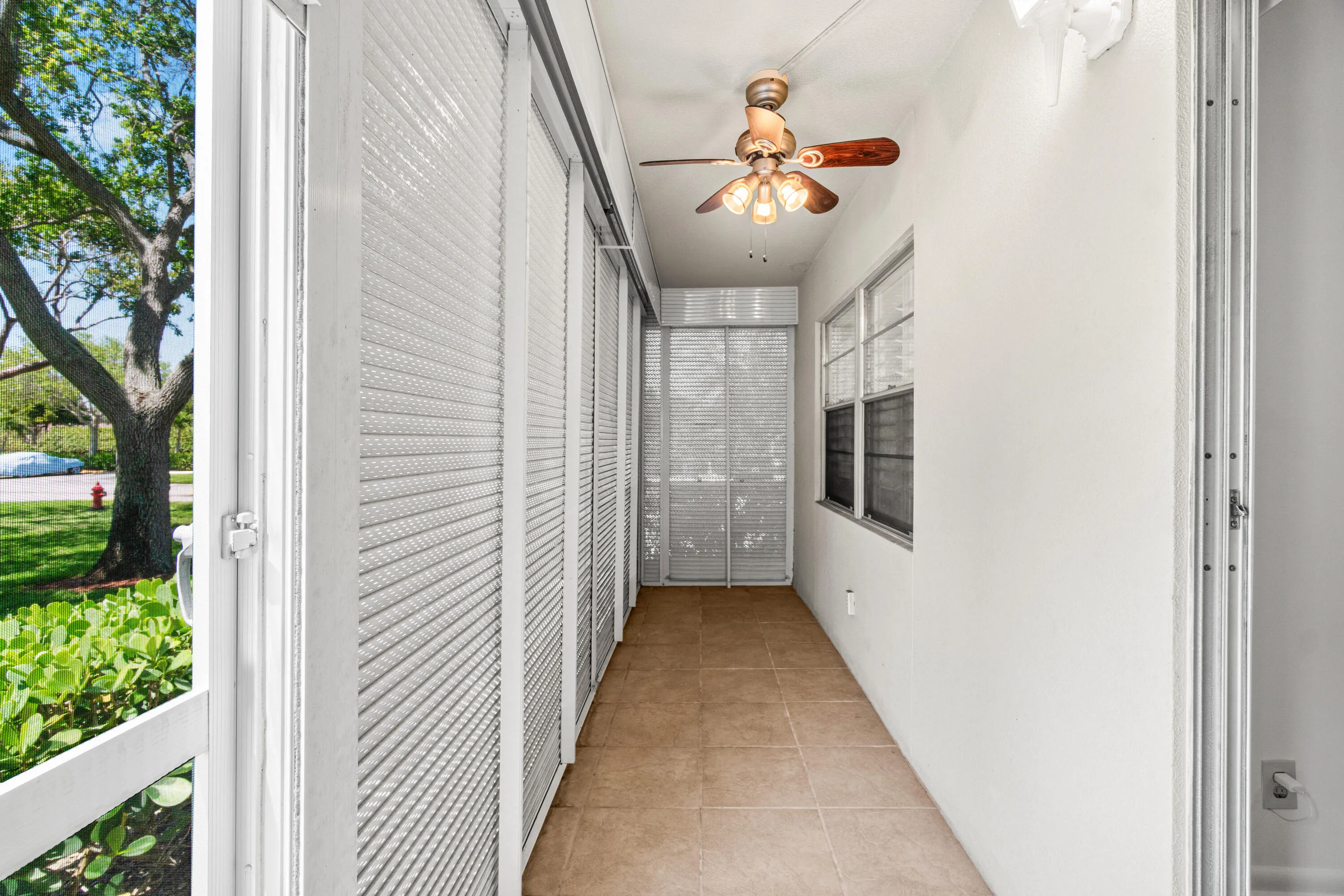 ROLL UP STORM SHUTTERS