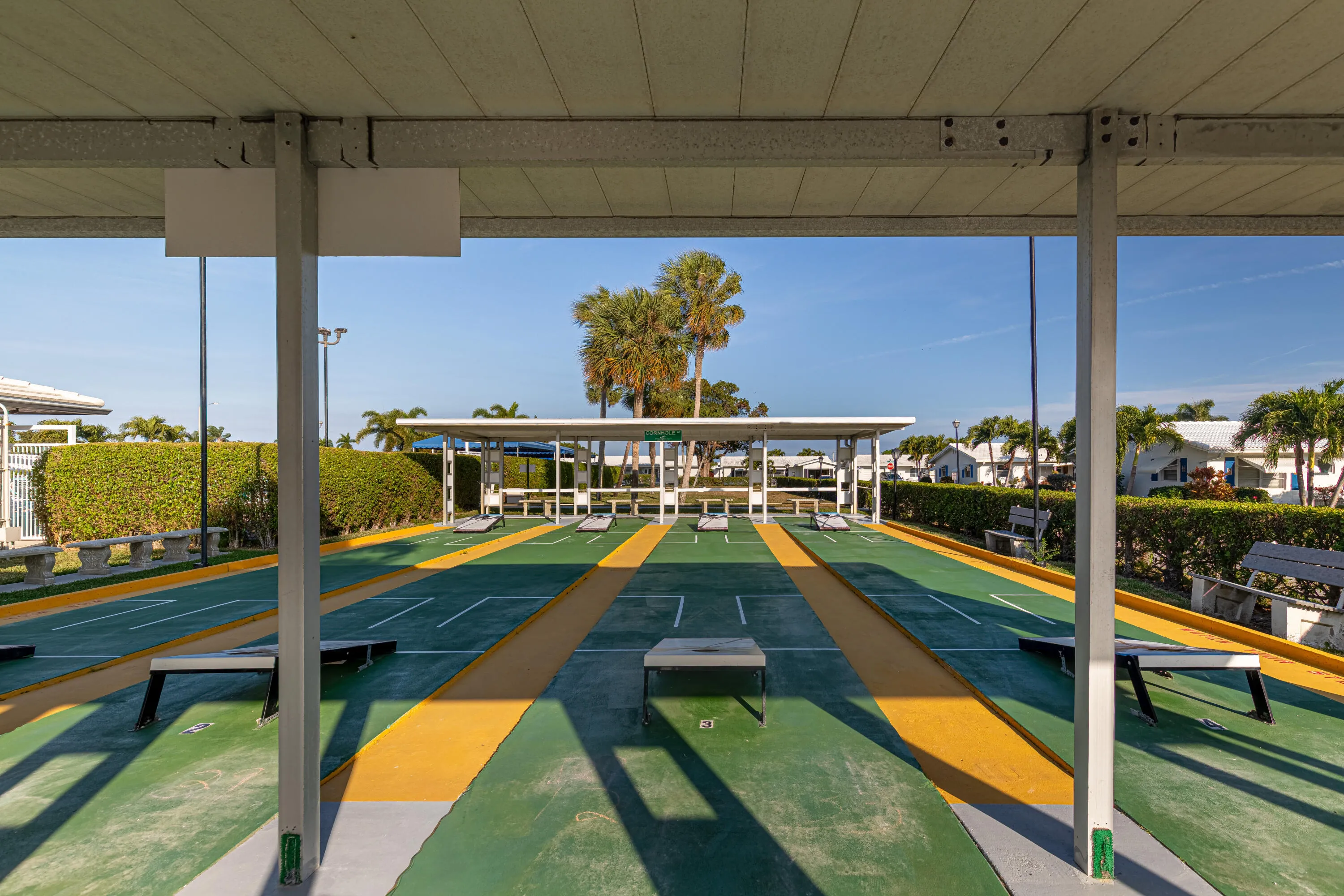 Clubhouse 2-Cornhole
