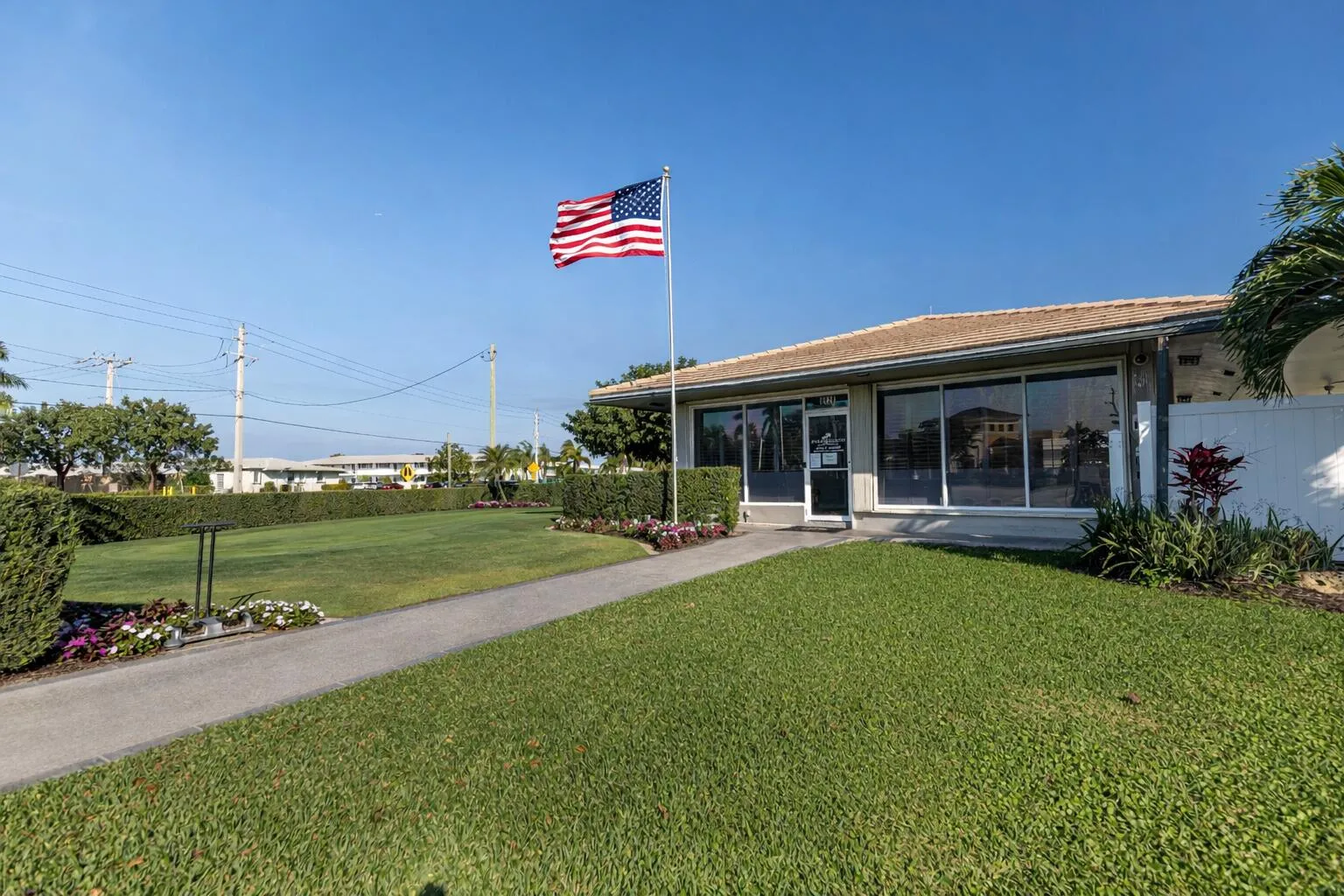 Clubhouse1-B