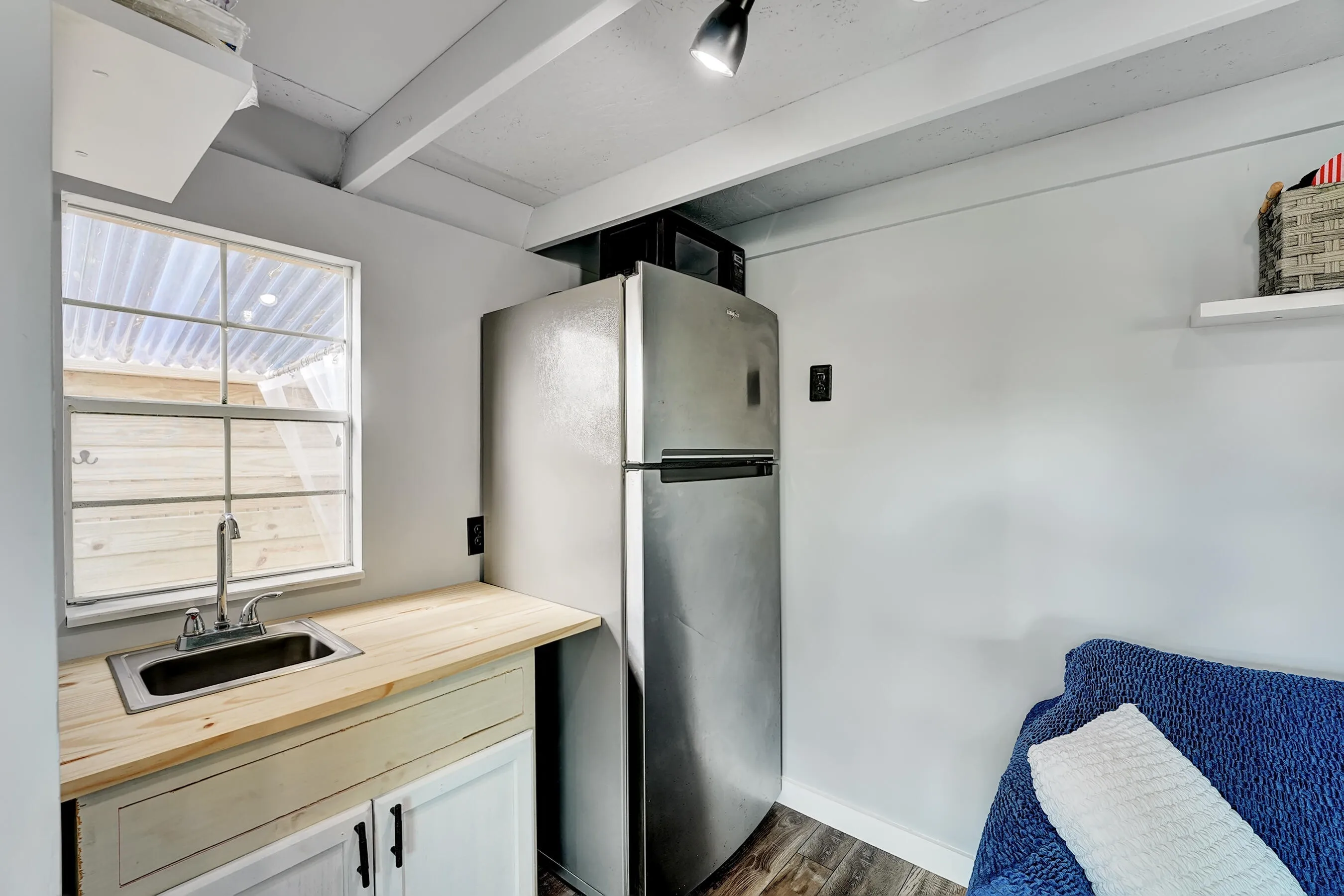 Mini Kitchen/Loft