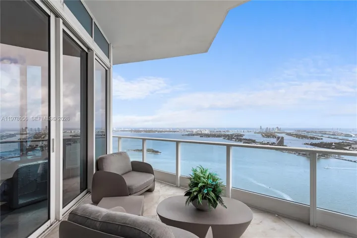 Private balcony with sweeping Biscayne Bay views. SE Exposure