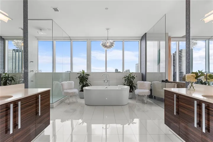 Double vanity with modern cabinetry