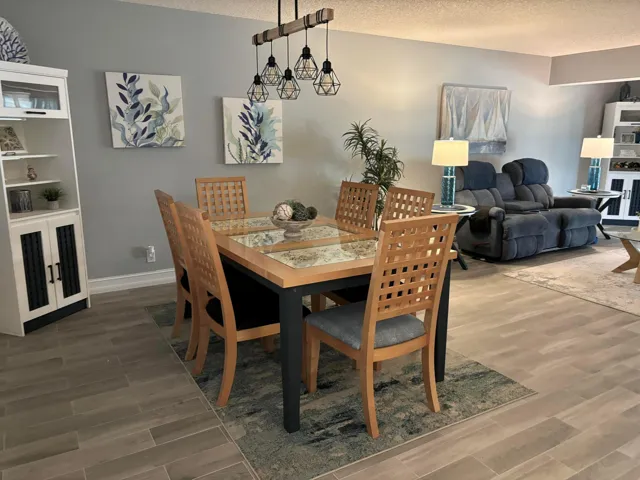 dining area staged