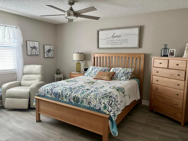 master bed staged