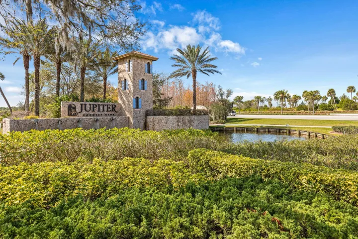 Jupiter Country Club Entrance